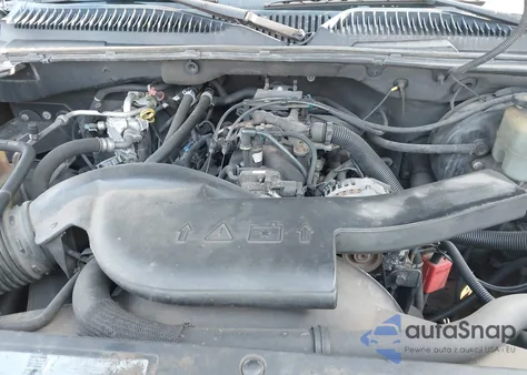 2002 Chevrolet Tahoe Ls z USA, uszkodzony, nr VIN 1GNEK13V42R145502